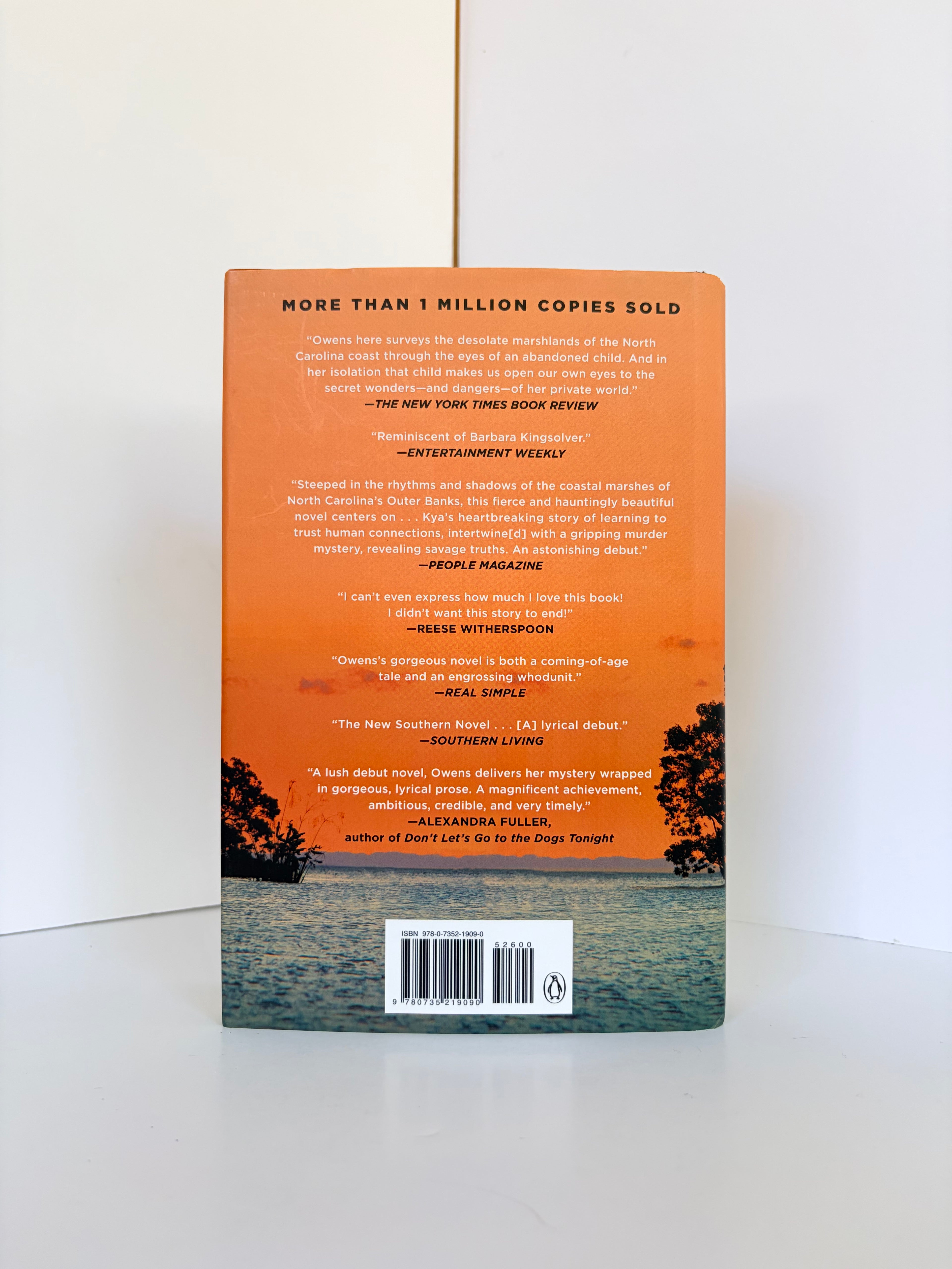 Where the Crawdads Sing by Delia Owens (2018, Reese's Book Club)