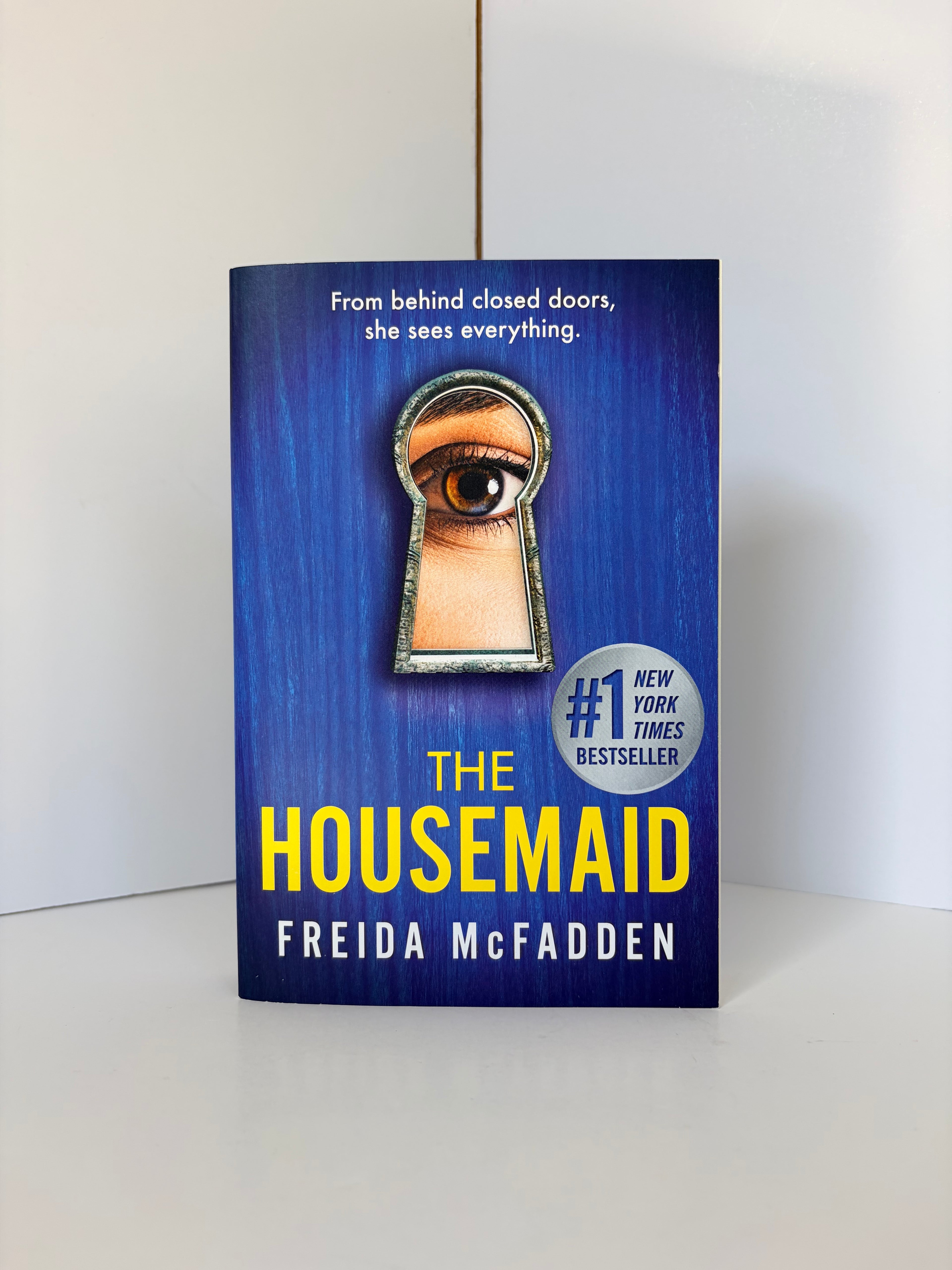 The Housemaid (The Housemaid #1) by Freida McFadden (2022, First edition)