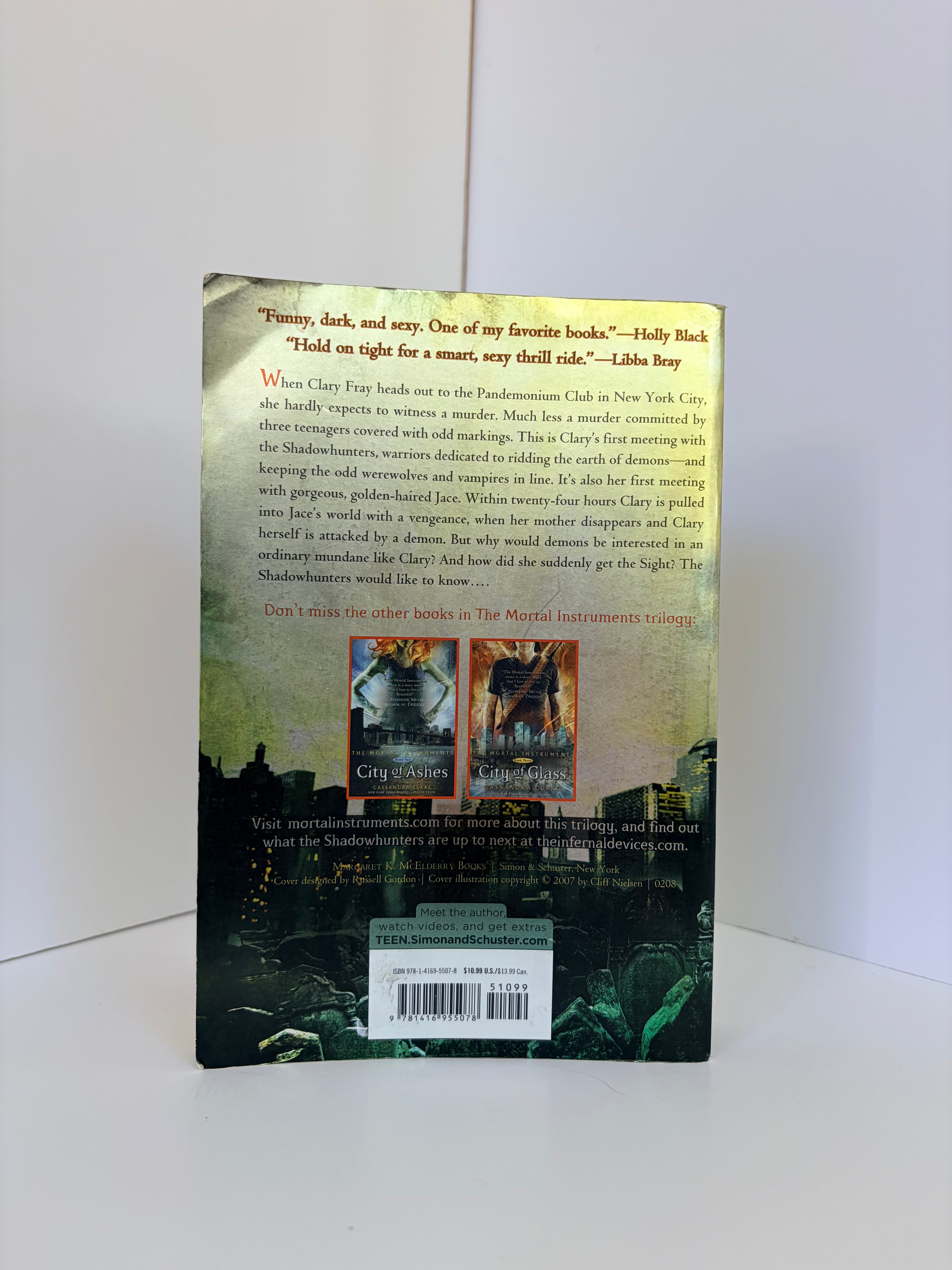 City of Bones (The Mortal Instruments #1) by Cassandra Clare (2008, First edition)