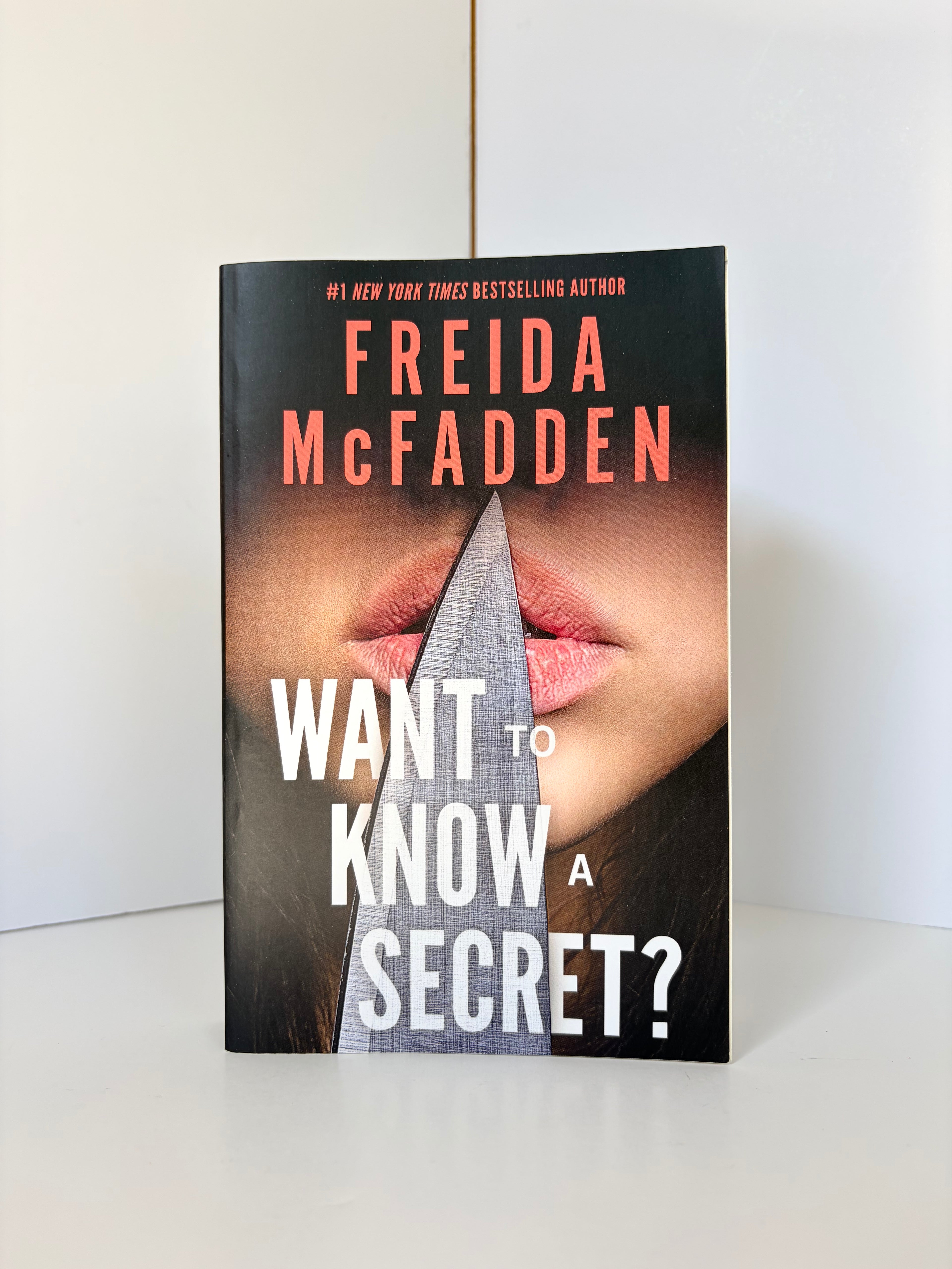 Want to Know a Secret? by Freida McFadden (2026, Paperback)