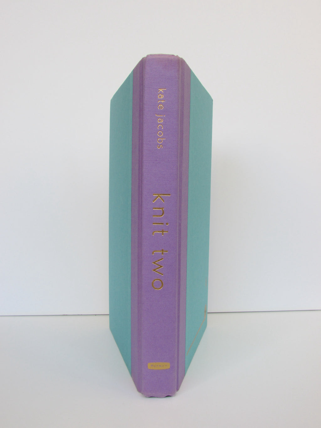 Knit Two (Friday Night Knitting Club #2) by Kate Jacobs (2008, Hardcover)