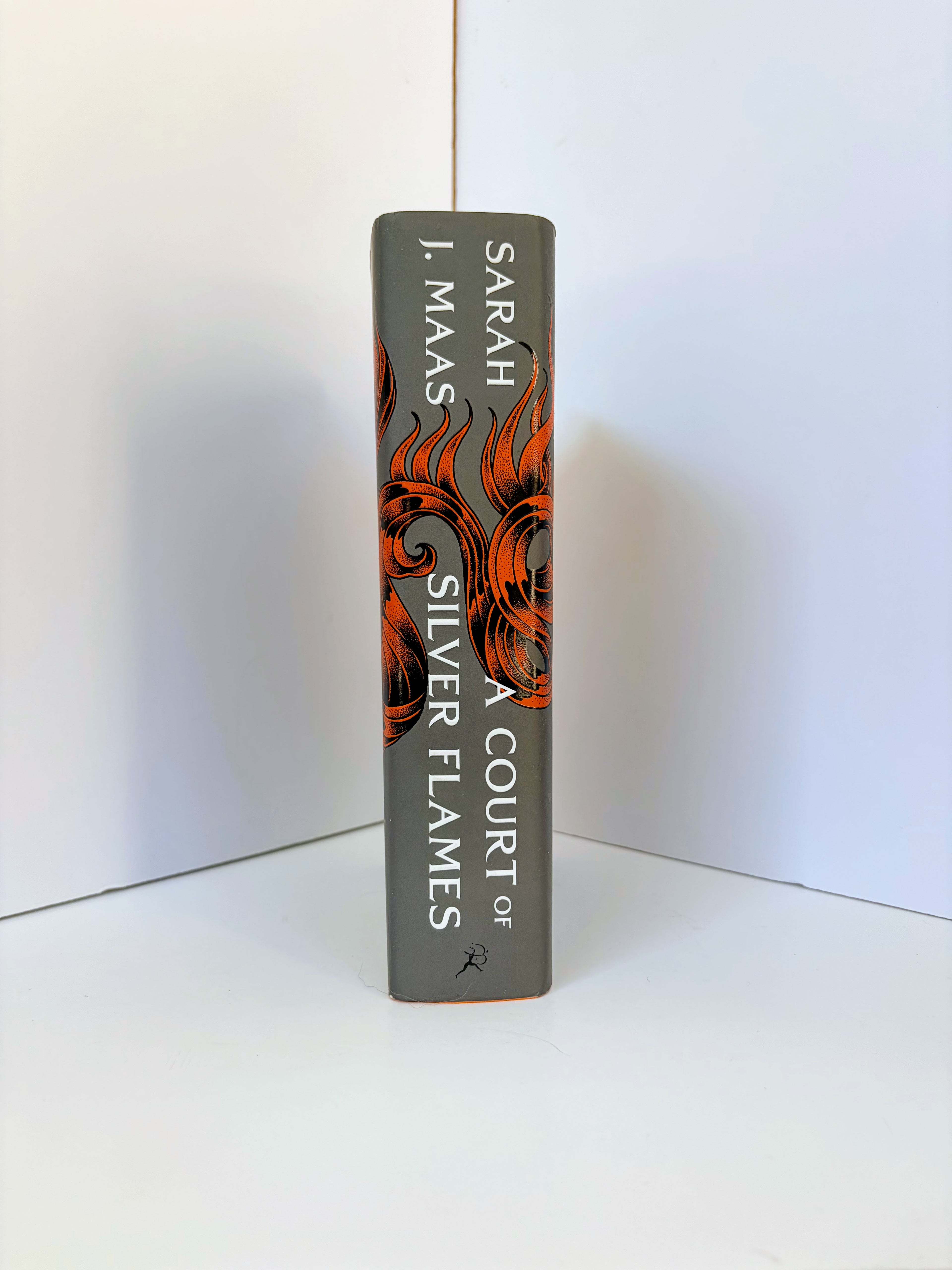 A Court of Silver Flames (A Court of Thorns and Roses #5) by Sarah J. Maas