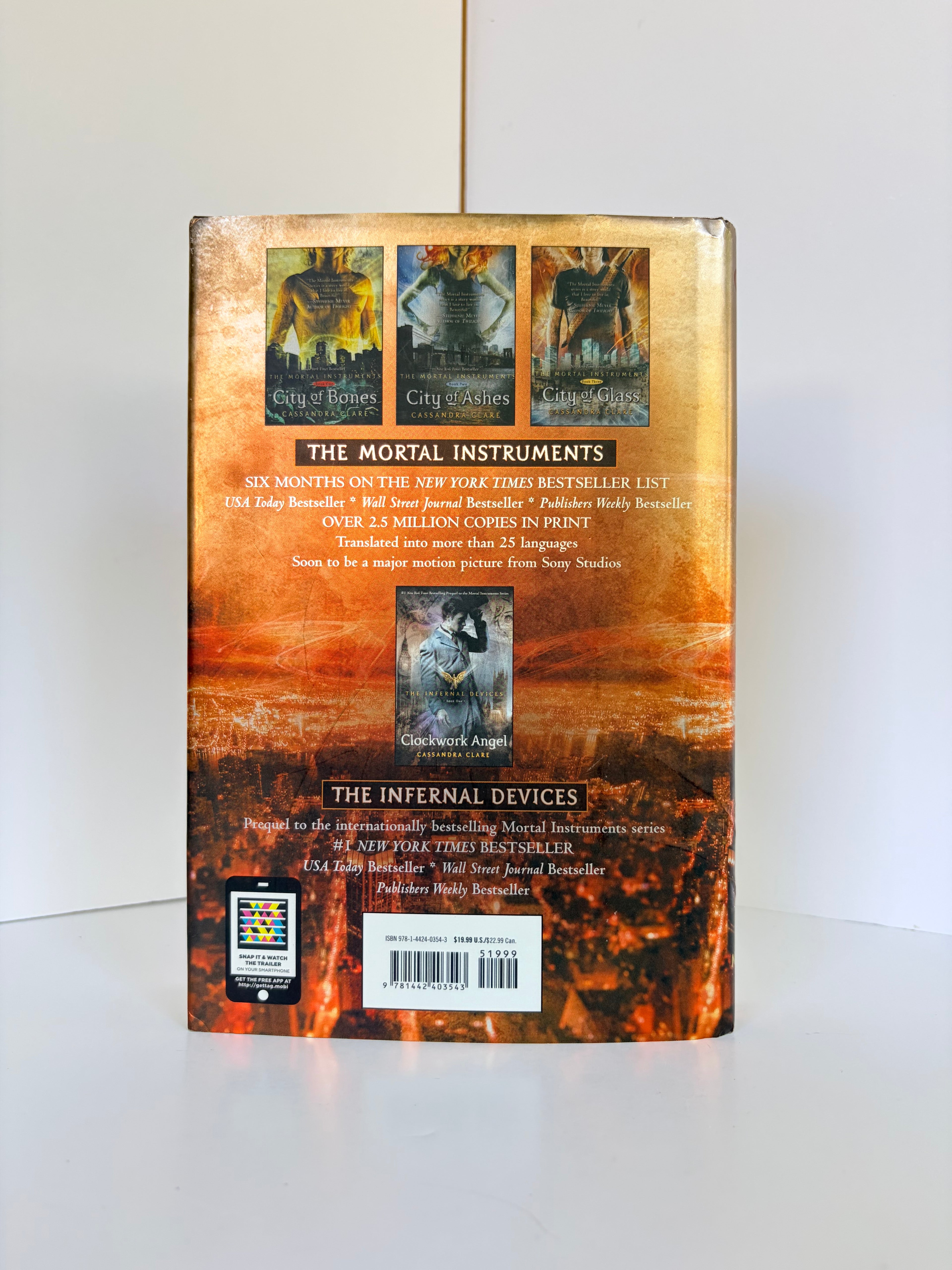 City of Fallen Angels (The Mortal Instruments #4) by Cassandra Clare (2011, First edition)