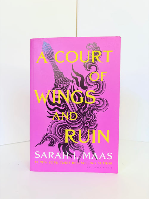 A Court of Wings and Ruin (A Court of Thorns and Roses #3) by Sarah J. Maas (Condition: Very Good)
