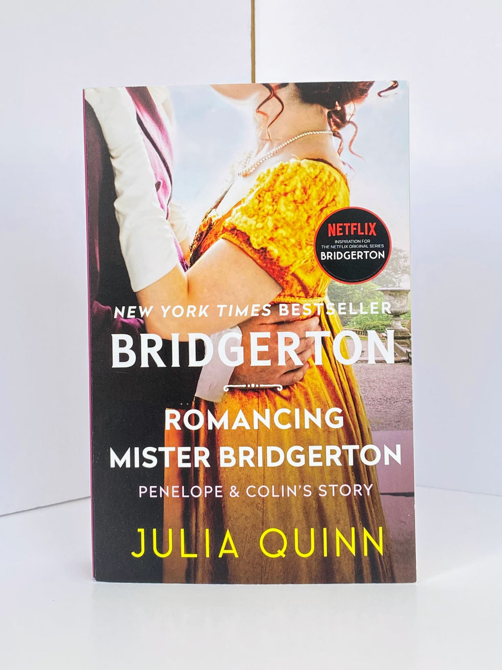 Romancing Mister Bridgerton, Bridgerton Book 4, by Julia Quinn (Trade, Paperback)